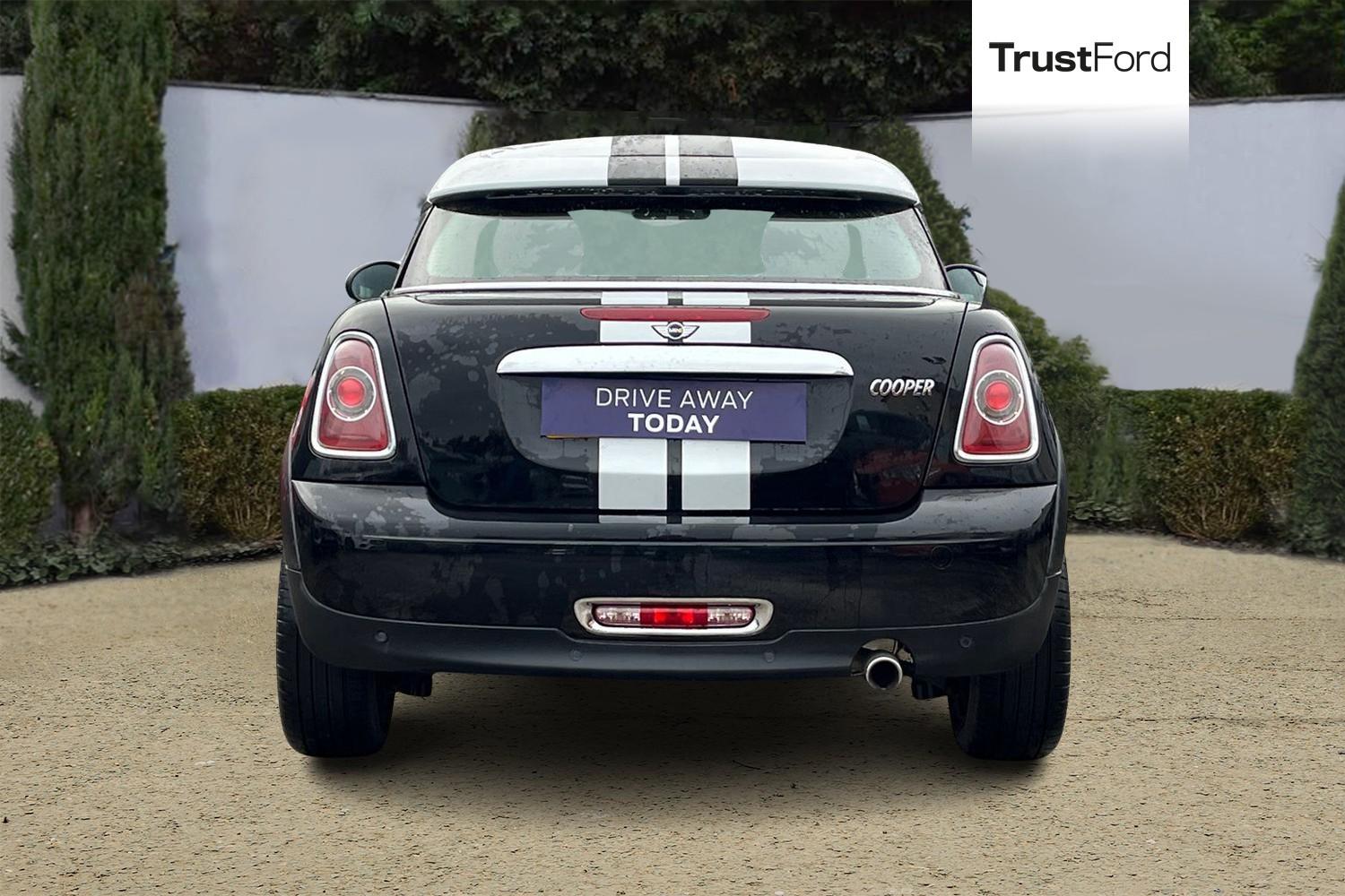 MINI COUPE Photo 6