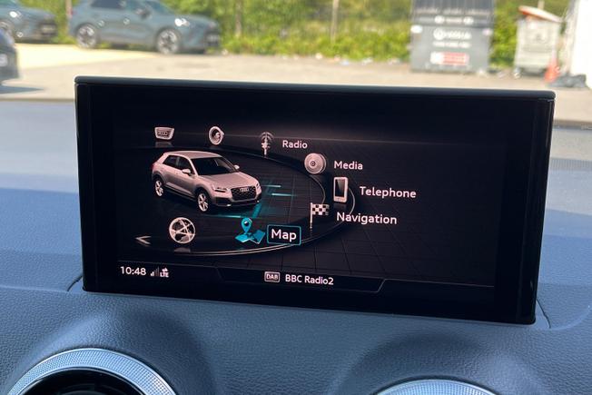 AUDI Q2 Photo 13
