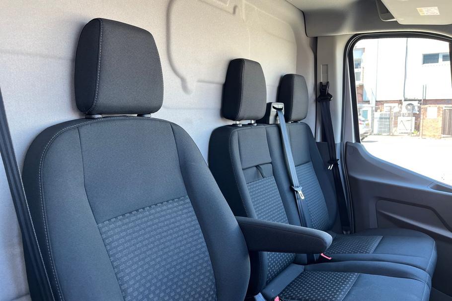 Used Ford TRANSIT LB25RUR 31