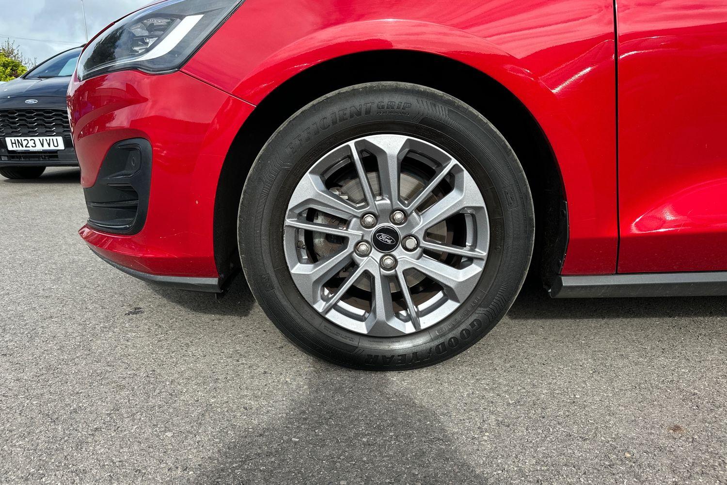 Ford FOCUS Photo 7