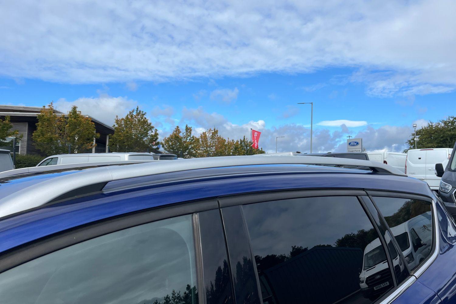 Ford KUGA Photo 24