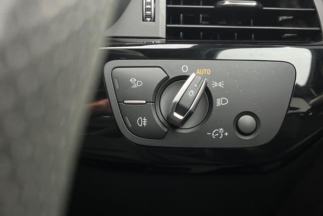 AUDI A4 Photo 37