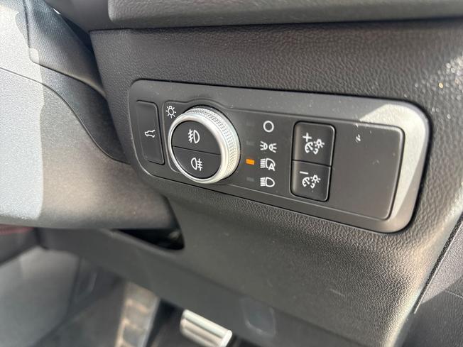 FORD Kuga Photo 38