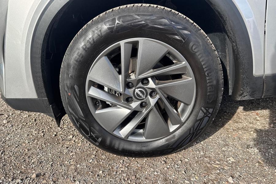 Nissan QASHQAI Photo autoimg-b5e4ecab7e267460d23318ec049a1479243e4865.jpg