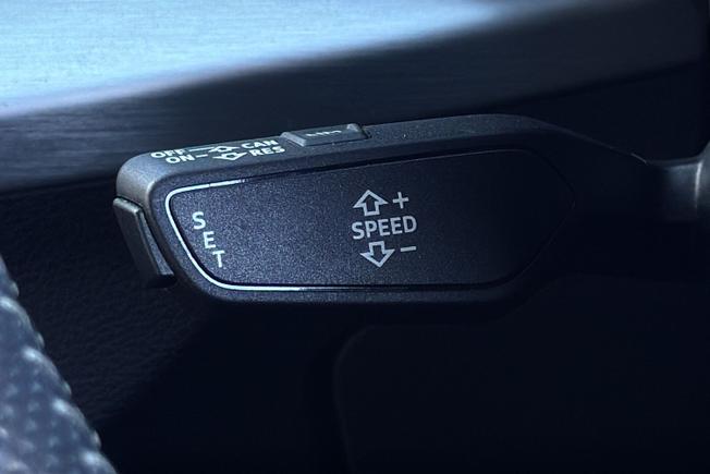 AUDI Q2 Photo 34