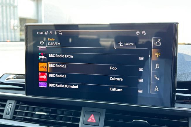 AUDI A4 Photo 13