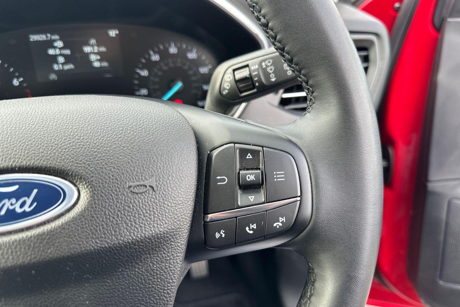 Ford FOCUS Photo 32