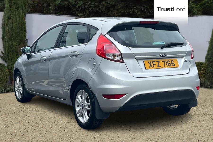 Ford FIESTA Photo autoimg-b5f1e50b91ad7c96c91c7c02dfe887bdc60f4b98.jpg