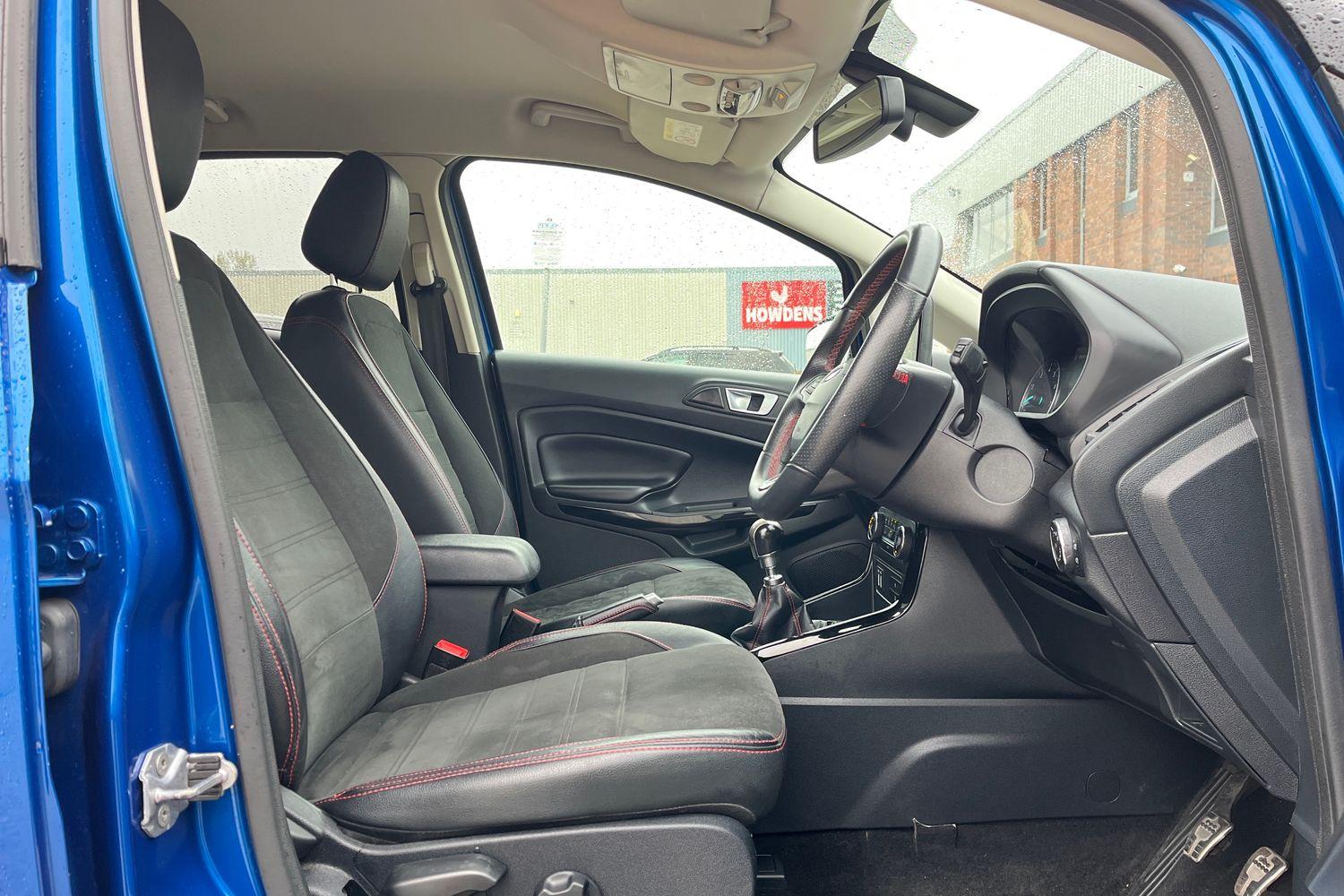 Ford EcoSport Photo 28