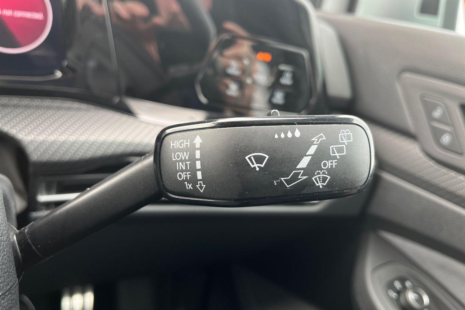Volkswagen Golf Photo 14