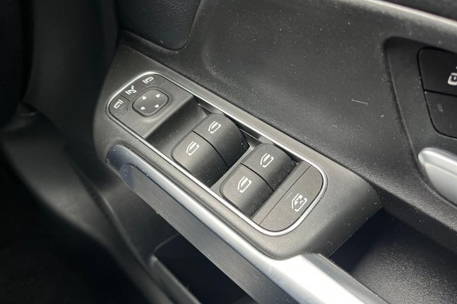 Mercedes-Benz GLB Photo autoimg-b5f8b0e1768fb29eb99183dc279f2733fe006c34.jpg