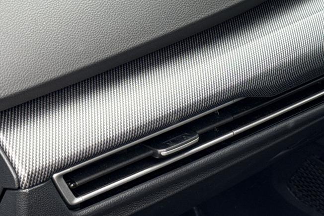 VOLKSWAGEN Golf Photo 43