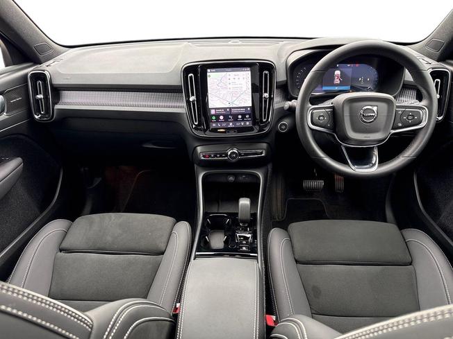 VOLVO Xc40 Photo 10
