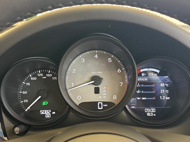 PORSCHE Macan Photo 16