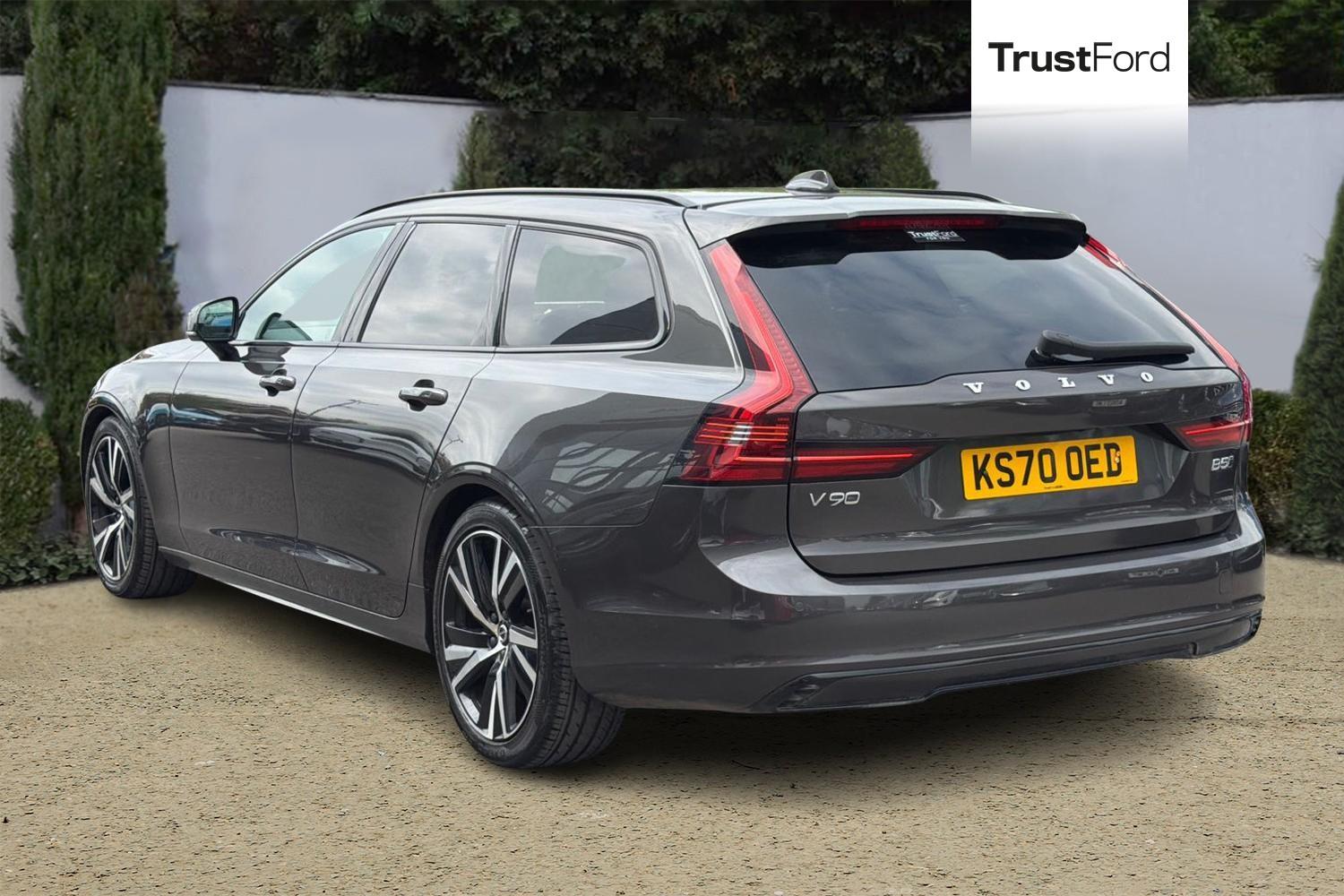 Volvo V90 Photo 1