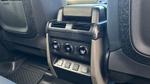 Land Rover Defender Photo 17