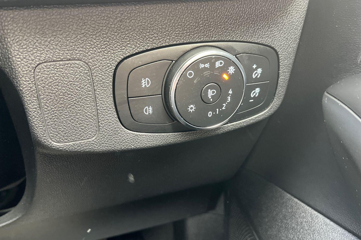 Ford Focus Photo 25