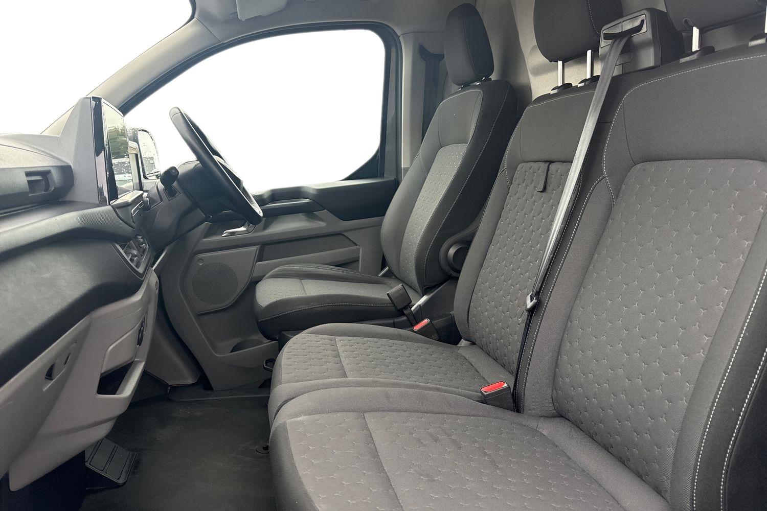 Ford TRANSIT CUSTOM Photo 9
