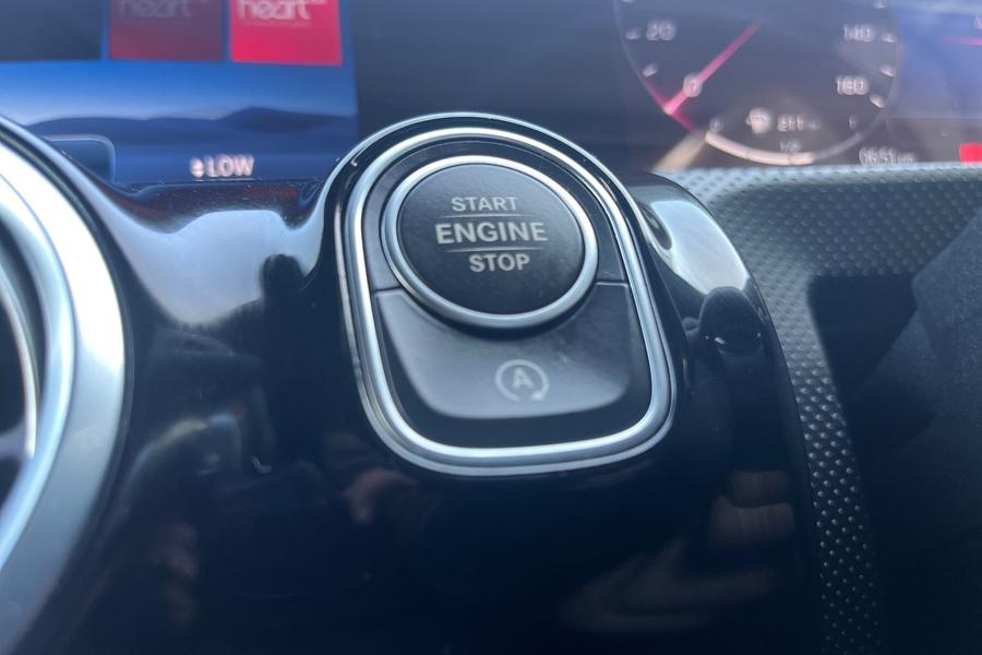 Mercedes-Benz CLA Photo autoimg-b612e7e19025997aa4ff20bfc8fdf2d976aba992.jpg