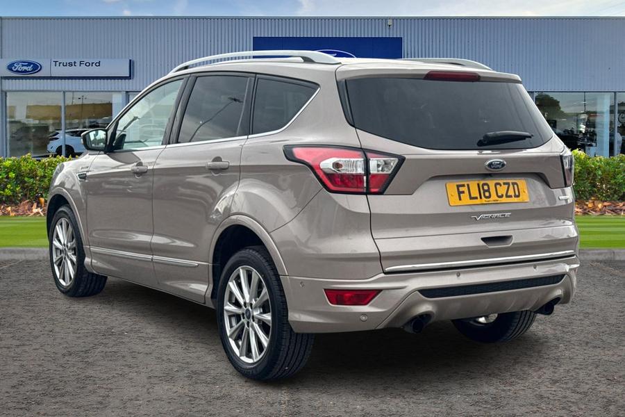Ford KUGA VIGNALE Photo autoimg-b617980b2121eba9f6b8dbd319ea23e476e7177f.jpg