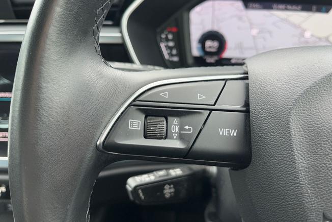 AUDI Q3 Photo 16