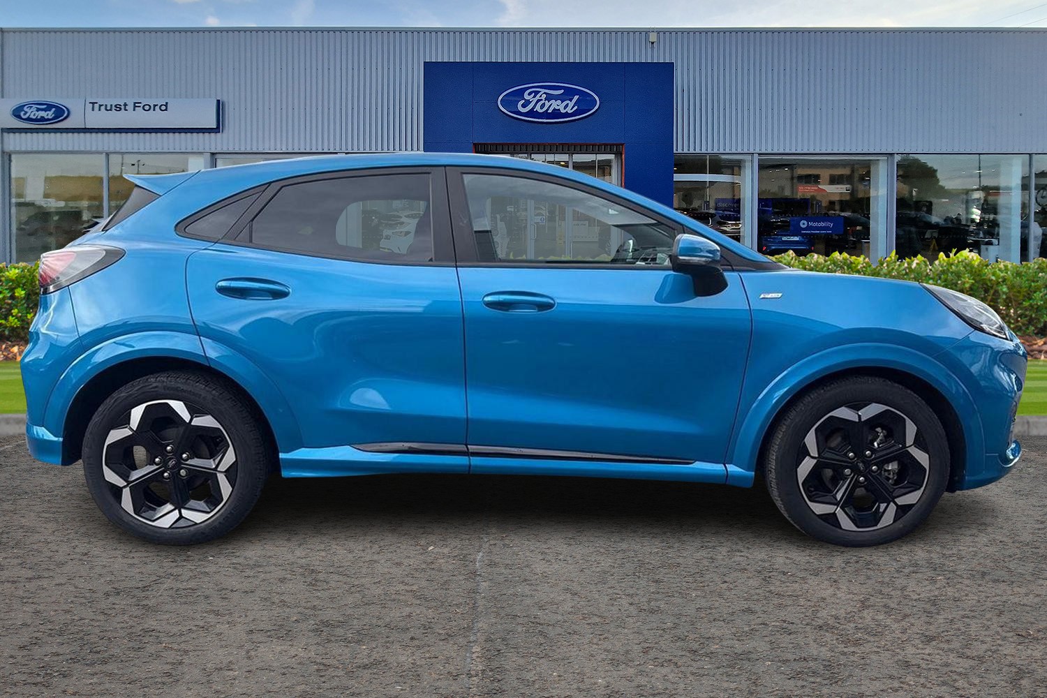 Ford PUMA Photo 2