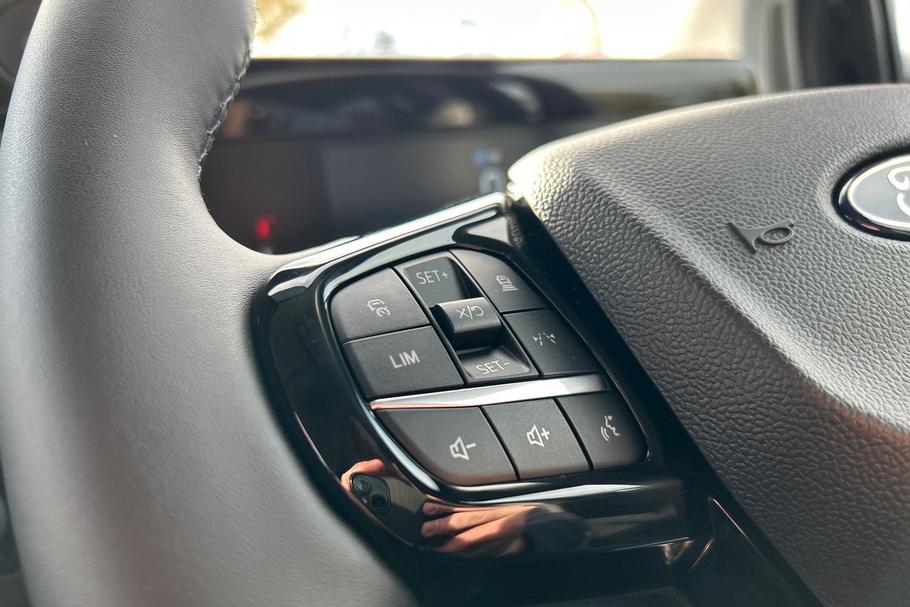 Used Ford E-TOURNEO CUSTOM 34