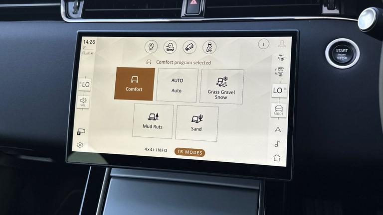 Used Land Rover Range Rover Evoque BP73NZB 32