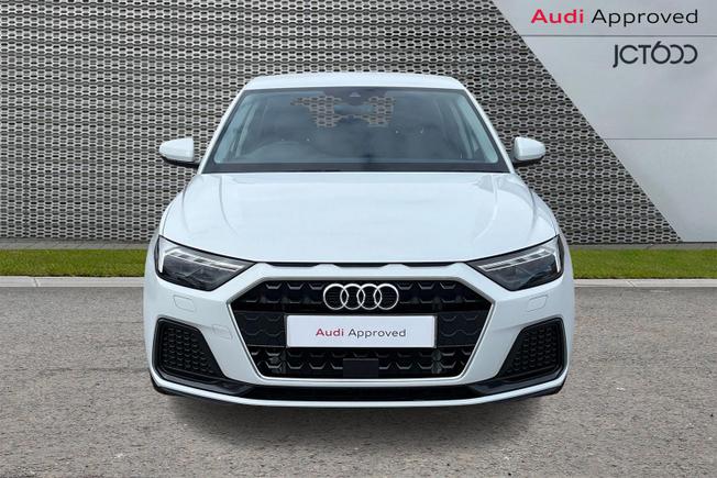 AUDI A1 Photo 8
