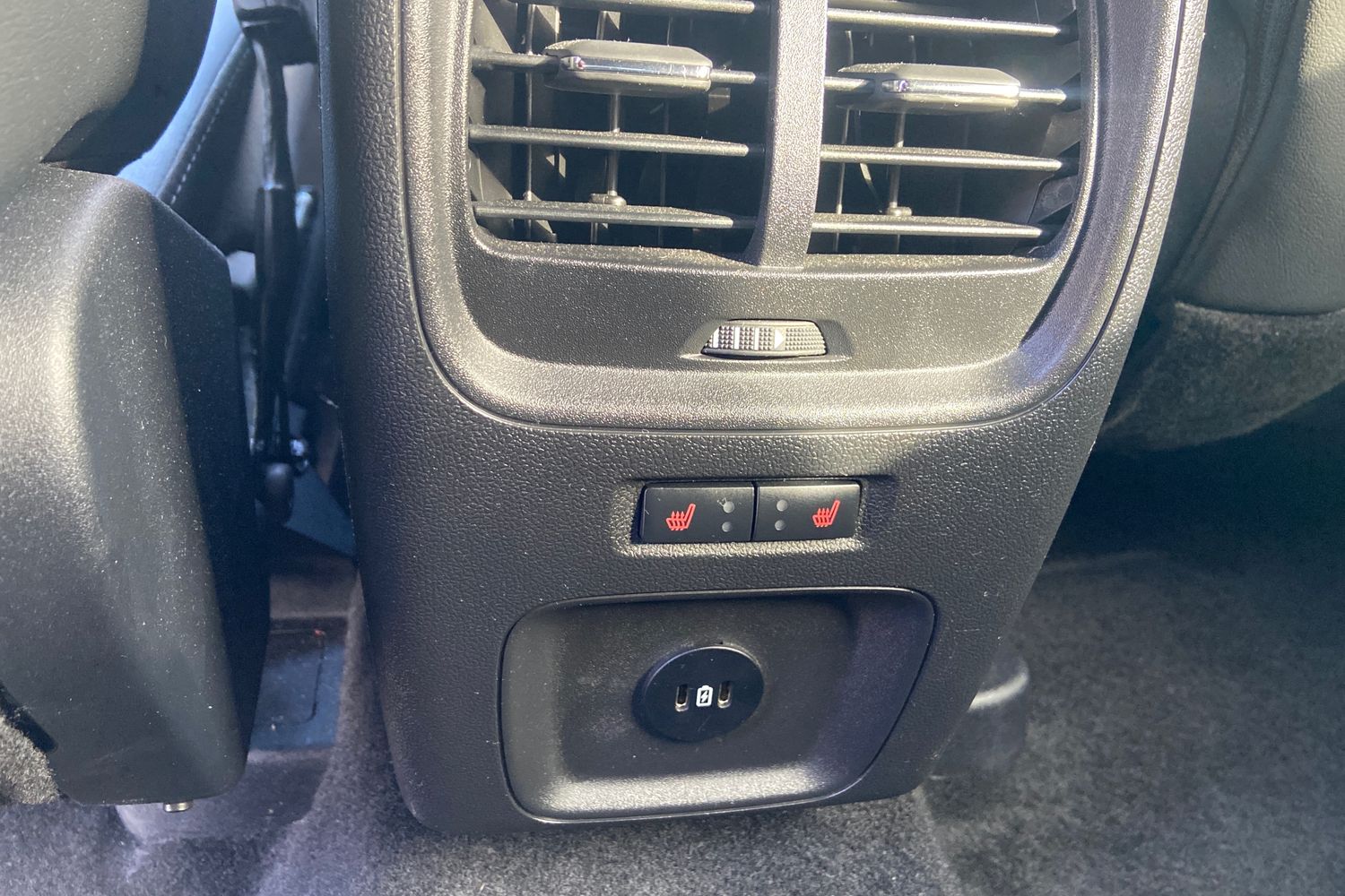 Ford KUGA Photo 27
