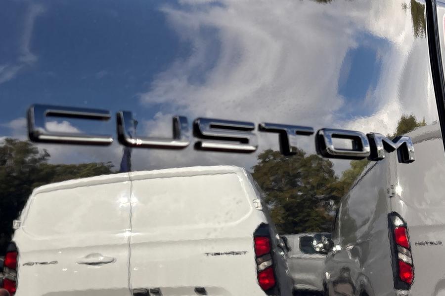 Ford TRANSIT CUSTOM Photo autoimg-b62ea7be946cc3e62b757662a66e5eb9c97d8cb9.jpg