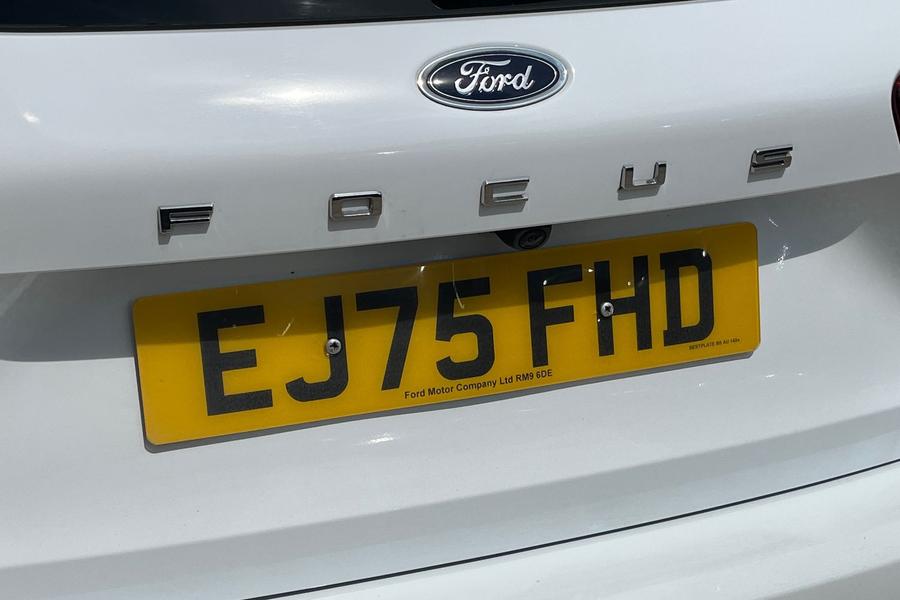 Ford FOCUS Photo autoimg-b6308d51cc079f917b8f8e16e1e460953d4a10a9.jpg