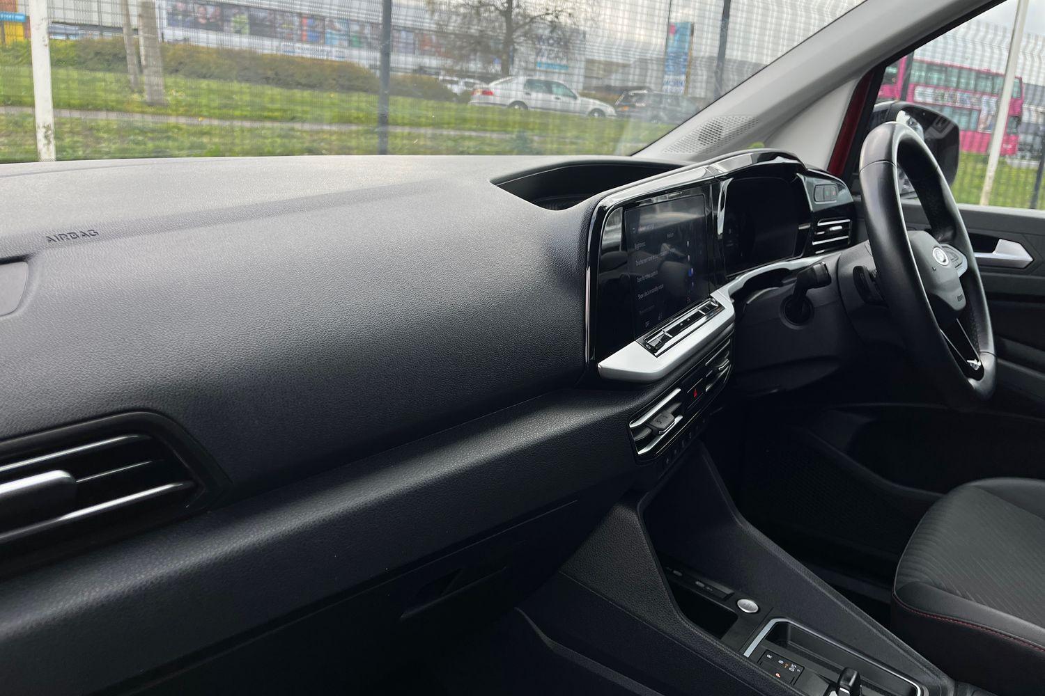 Ford TOURNEO CONNECT Photo 17