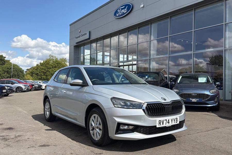 Skoda Fabia Photo autoimg-b631add19a0e0da24a0dbb40abf9953766bf3e1d.jpg