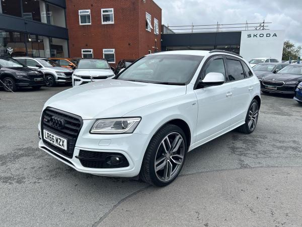 Audi SQ5 Photo autoimg-b6346bc3d9ce0d894f31d91fb637b91c56bef4be.jpg