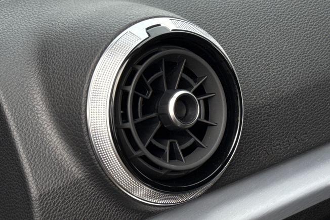Audi Q2 Photo 44