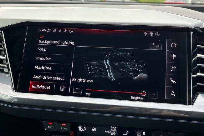 AUDI Q4 E-Tron Photo 34