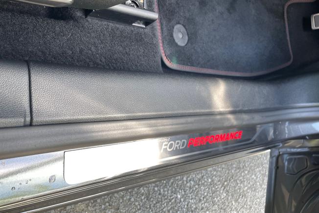 FORD Focus Photo 24
