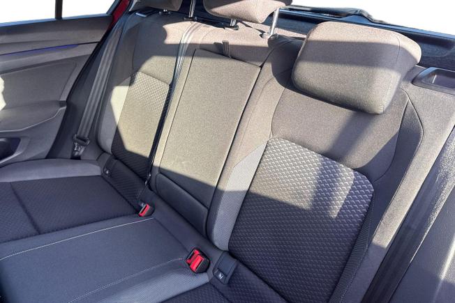 VOLKSWAGEN Golf Photo 9