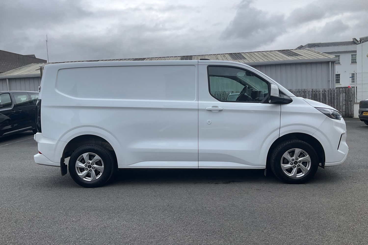 Ford TRANSIT CUSTOM Photo 21