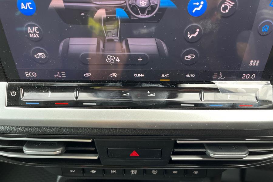 Ford Transit Connect Photo autoimg-b643ac9f840c2fe5fe4339caba05955dd4974c1a.jpg