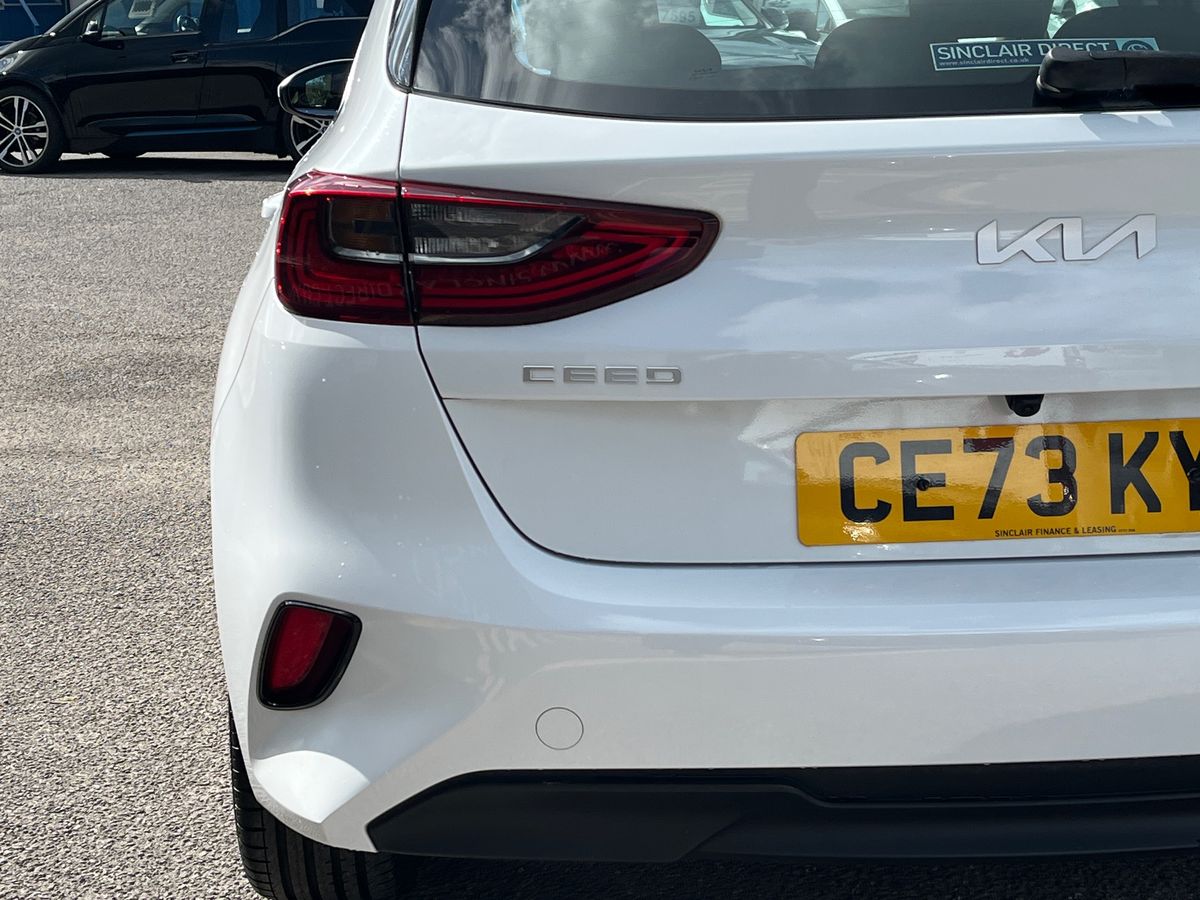 Kia Ceed Photo 16