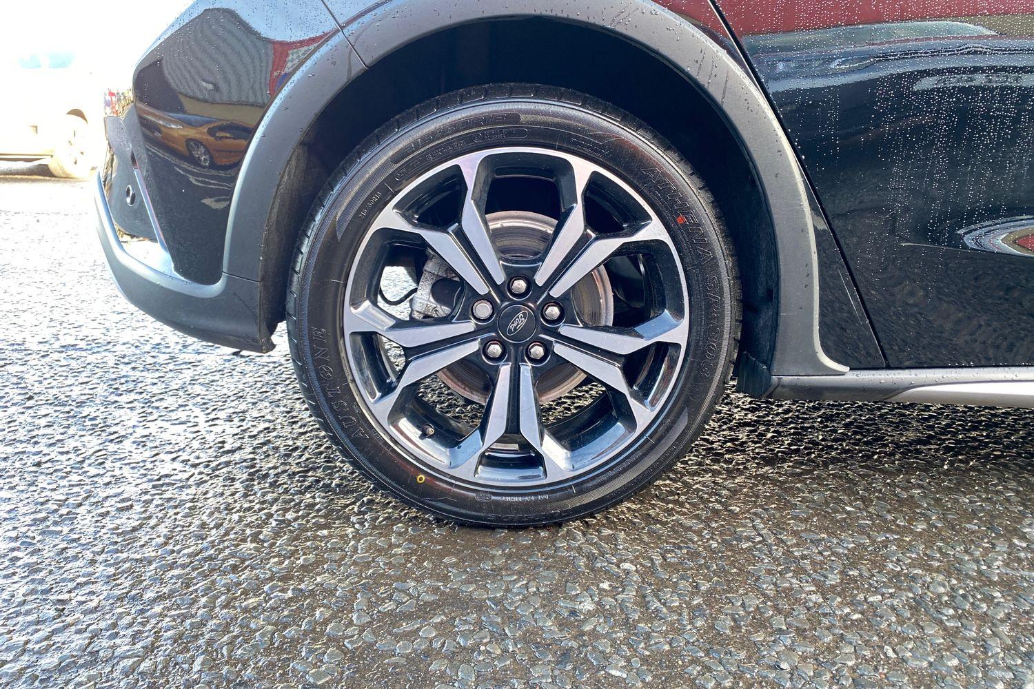 Ford FOCUS Photo 7