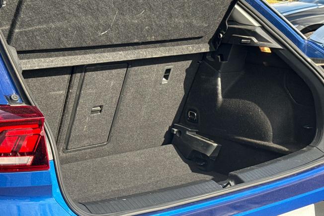 VOLKSWAGEN T-Roc Photo 49