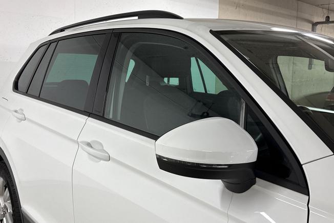 VOLKSWAGEN Tiguan Photo 20
