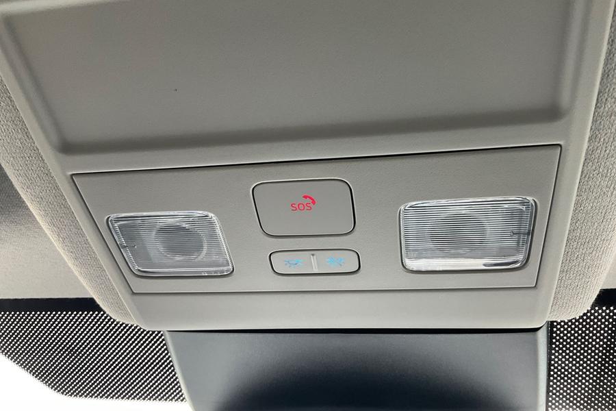 Ford Transit Custom Photo autoimg-b65727512a2e9995fd403c45cf02f07f9ef78c06.jpg