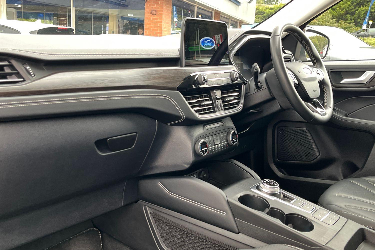 Ford KUGA Photo 17