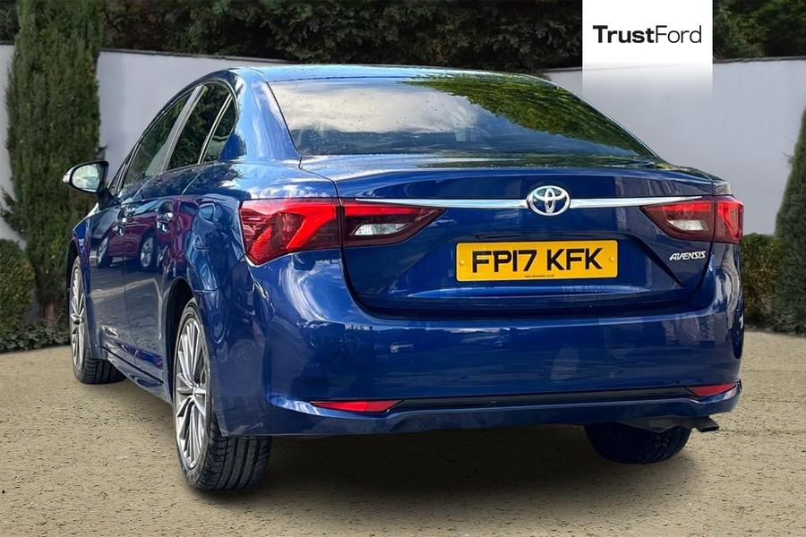 Toyota AVENSIS Photo autoimg-b65b1f811a9a7ca6bbc24b6fc784c2729ec8ba85.jpg