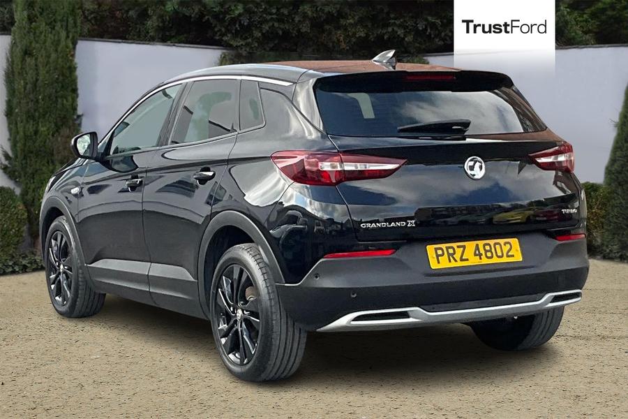 Vauxhall GRANDLAND X Photo autoimg-b65d5b6a0debf605fc2d0db2e3c4428f88d5d4aa.jpg