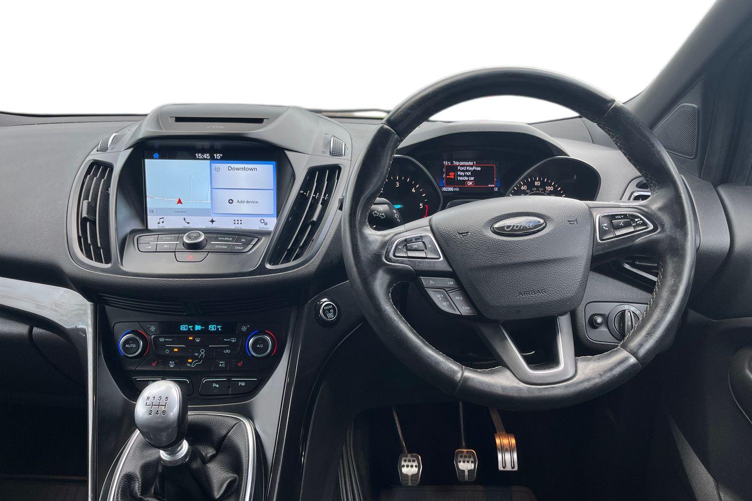 Ford KUGA Photo 9
